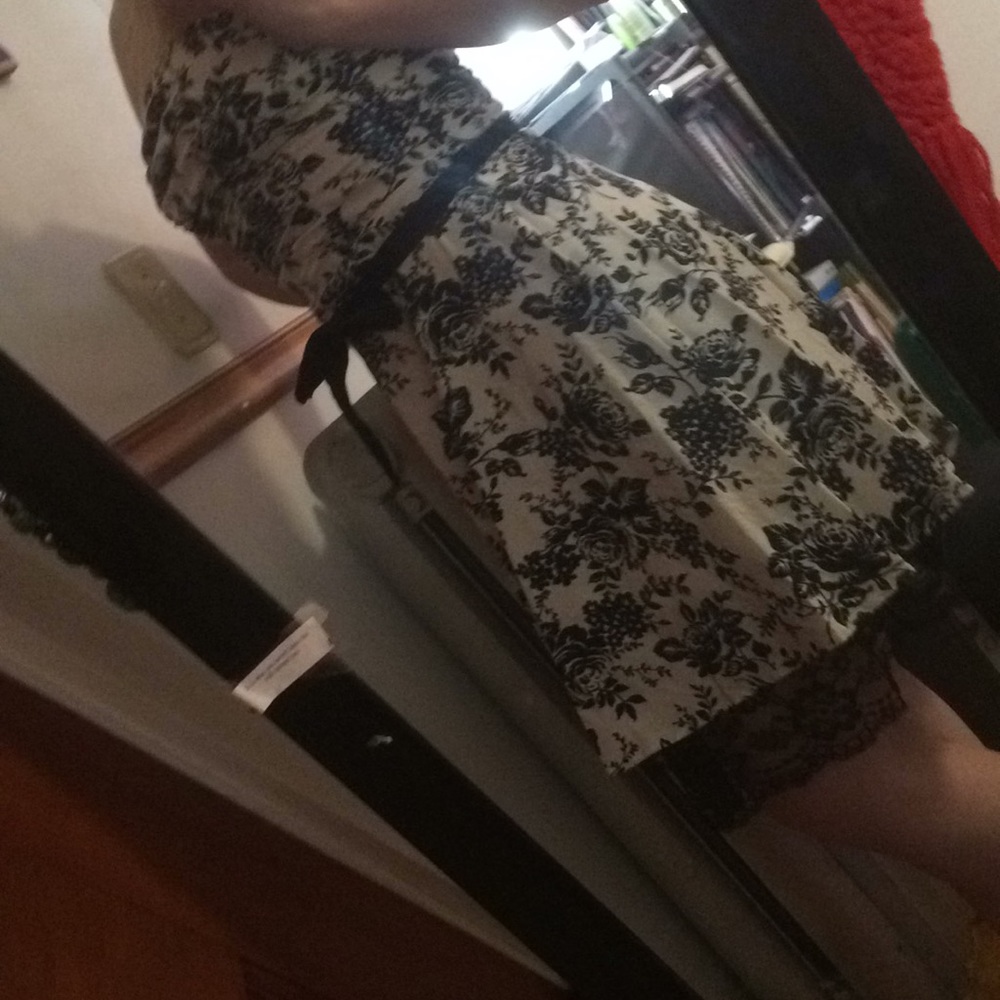 Fun classy party dress!